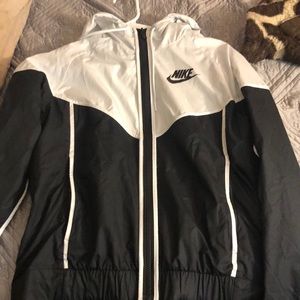 Nike windbreaker